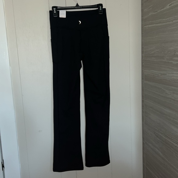 NWT Jessica Simpson boot cut legging, size M, black - Picture 4 of 5
